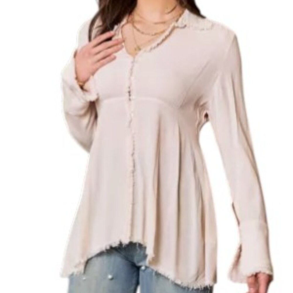 DAVI & DANI BUTTON DOWN OPEN BACK LONG SLEEVE TOP NWT